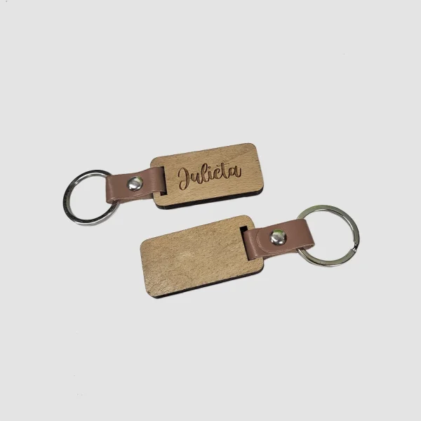 Llavero con nombre grabado personalizado